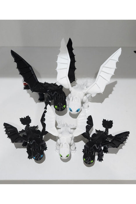 Ejderhanı Nasıl Eğitirsin - 3D Dişsiz&Işığın Öfkesi ve 3Adet Yavru Aile Seti 5Adet Hareketli Ejderha