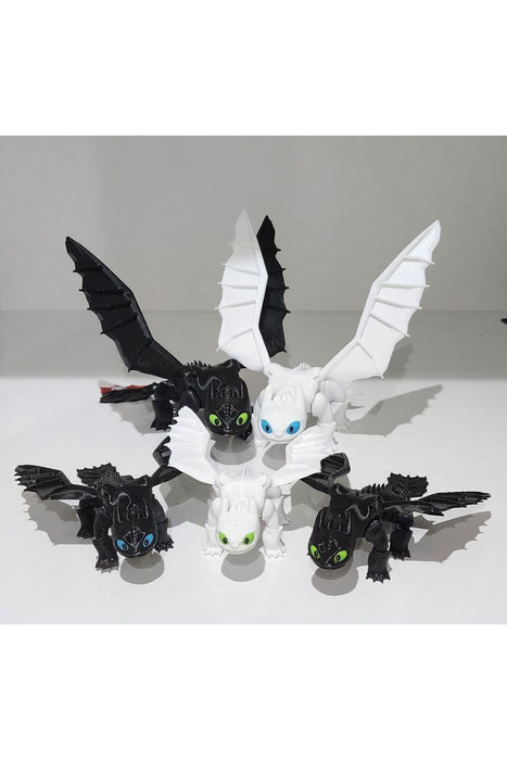 Ejderhanı Nasıl Eğitirsin - 3D Dişsiz&Işığın Öfkesi ve 3Adet Yavru Aile Seti 5Adet Hareketli Ejderha