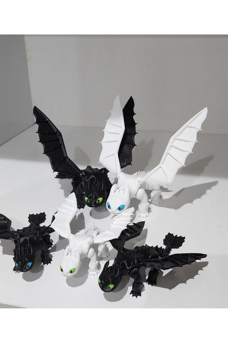 Ejderhanı Nasıl Eğitirsin - 3D Dişsiz&Işığın Öfkesi ve 3Adet Yavru Aile Seti 5Adet Hareketli Ejderha