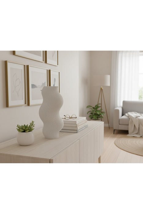 Kıvrımlı Dekoratif Vazo - 23x 9 cm